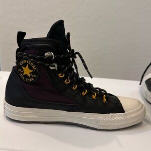 Converse Chuck Taylor All Star All Terrain Boot Black Leather Men7/Women9